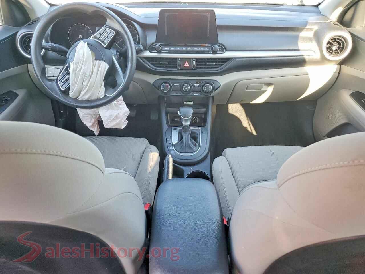 2021 KIA FORTE VIN 3KPF24AD3ME379652, interior dashboard