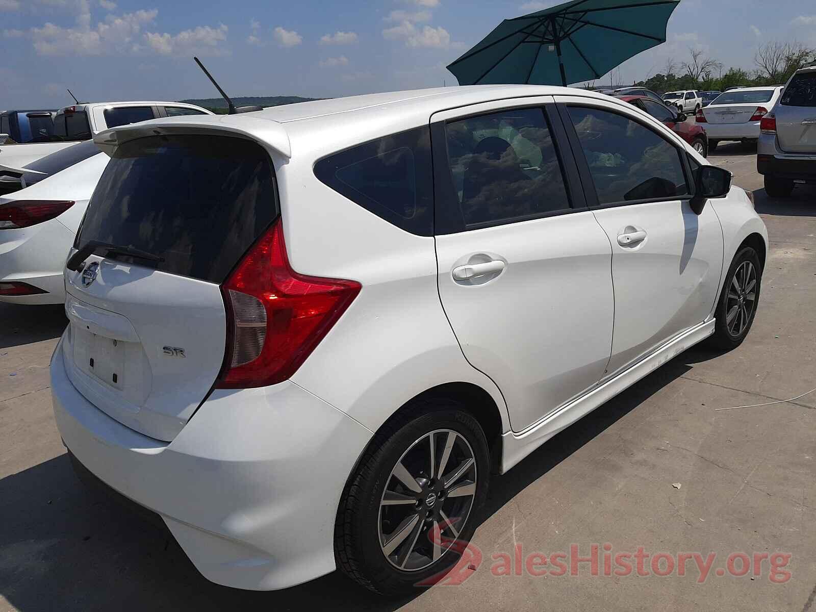 3N1CE2CP0JL355924 2018 NISSAN VERSA