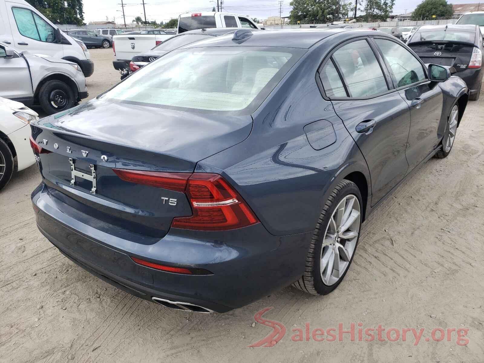 7JR102FKXMG102476 2021 VOLVO S60