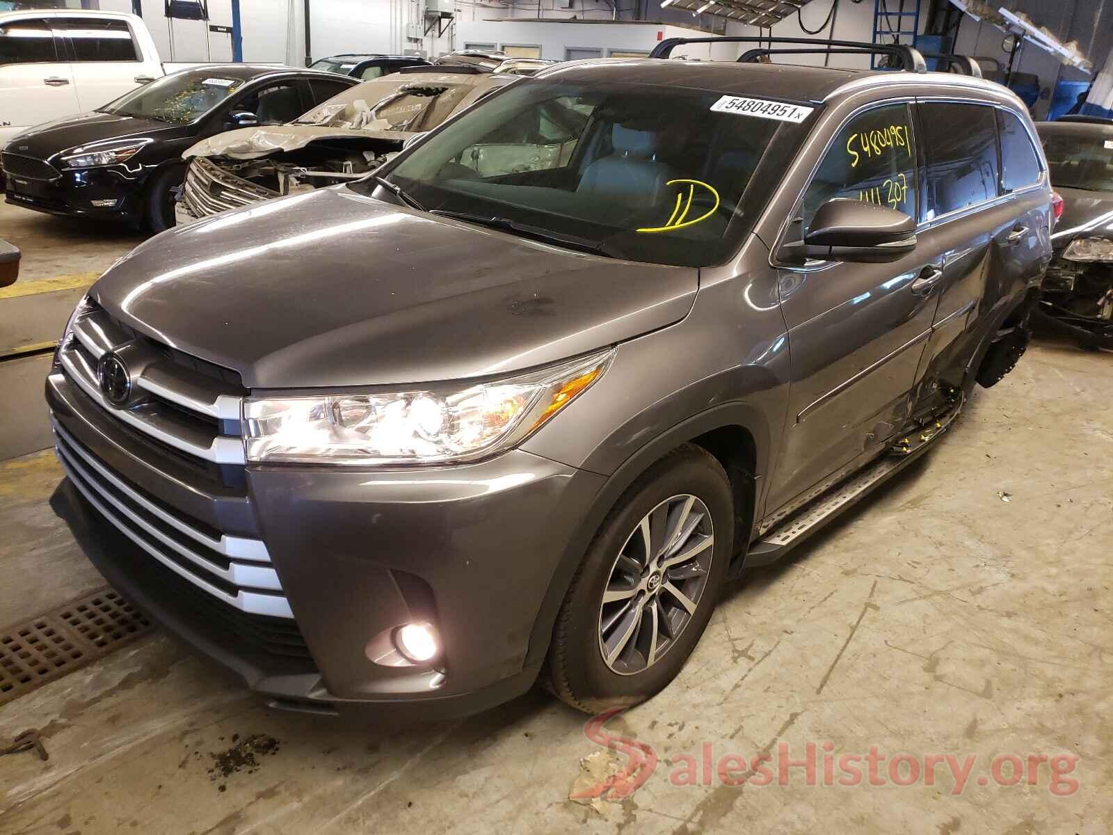 5TDJZRFH8HS442738 2017 TOYOTA HIGHLANDER