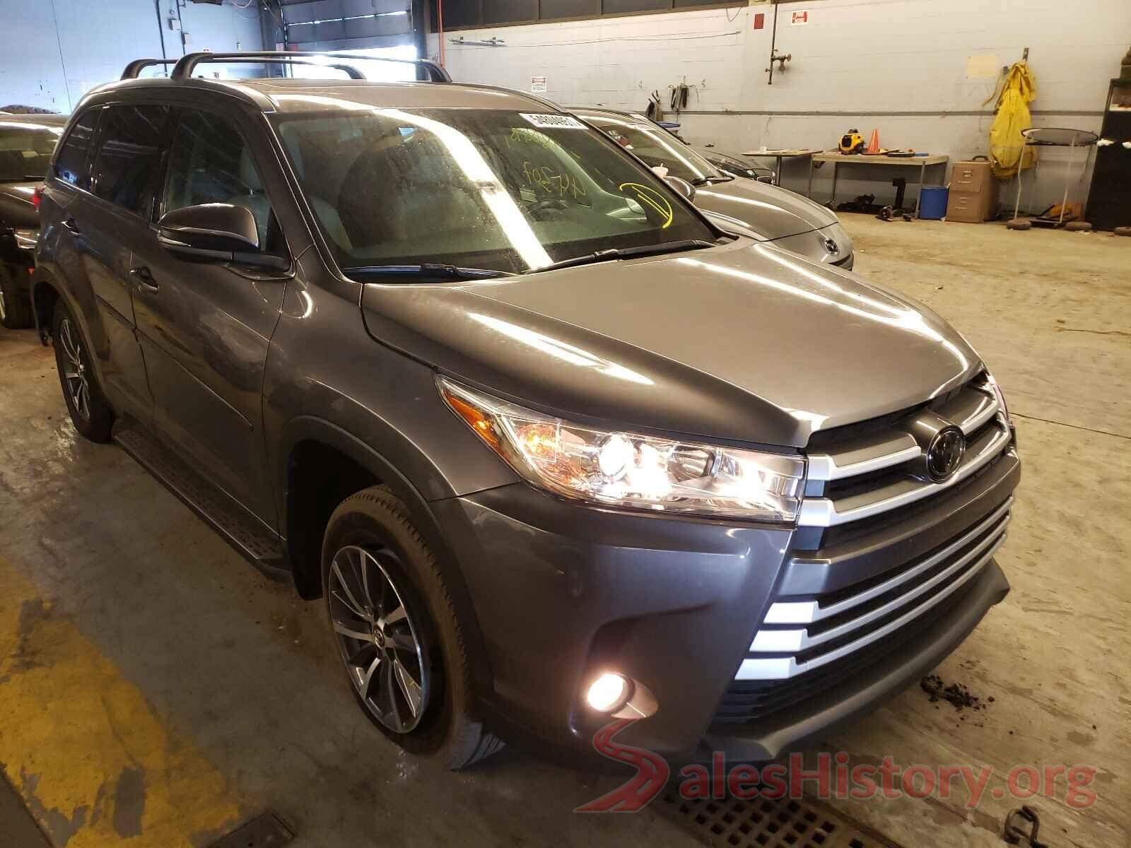 5TDJZRFH8HS442738 2017 TOYOTA HIGHLANDER