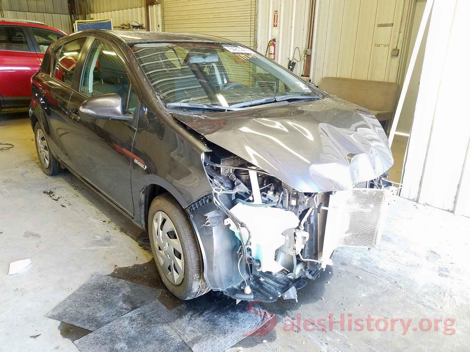 JTDKDTB39F1114619 2015 TOYOTA PRIUS