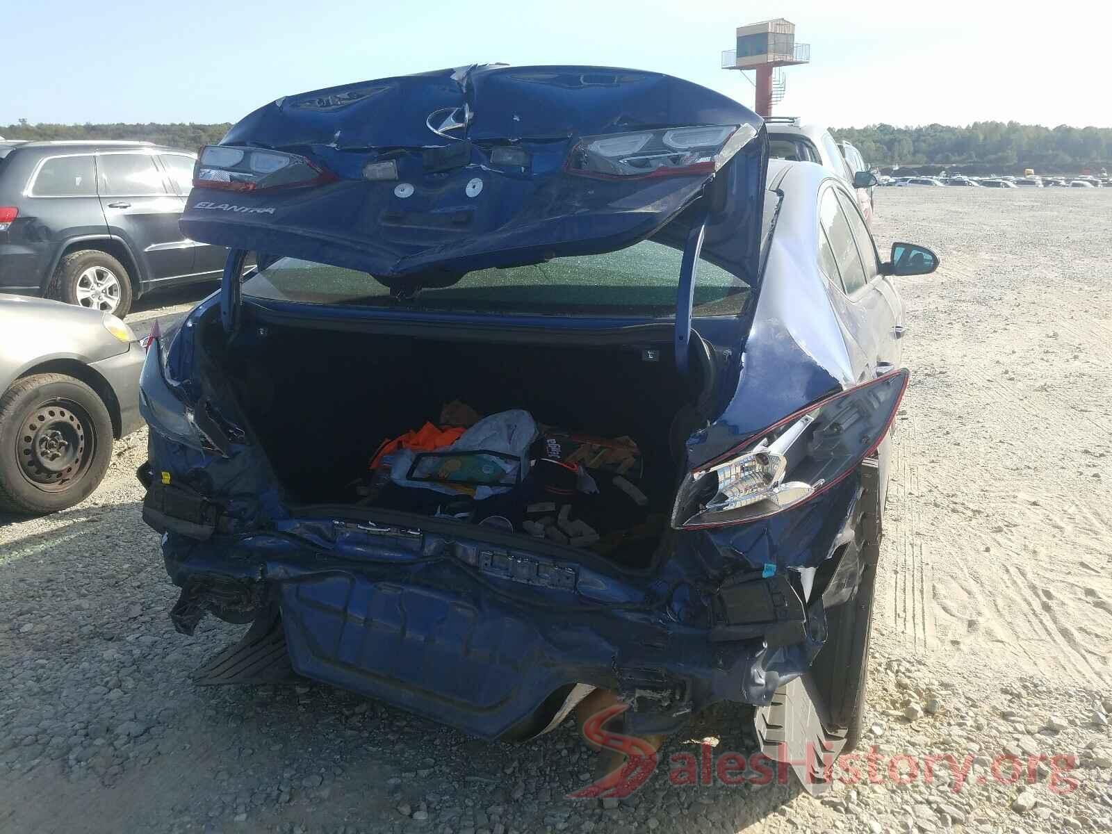 5NPD84LF7JH304321 2018 HYUNDAI ELANTRA