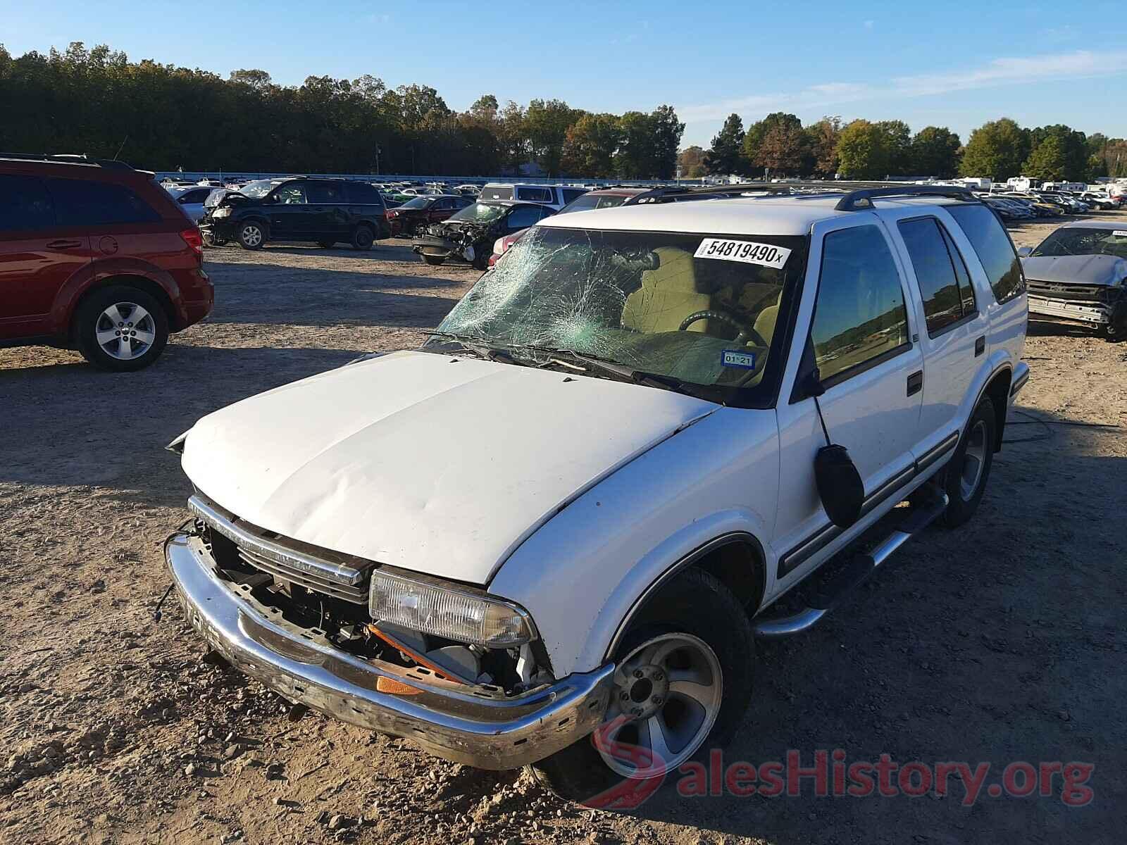 1GNCS13W3W2224445 1998 CHEVROLET BLAZER