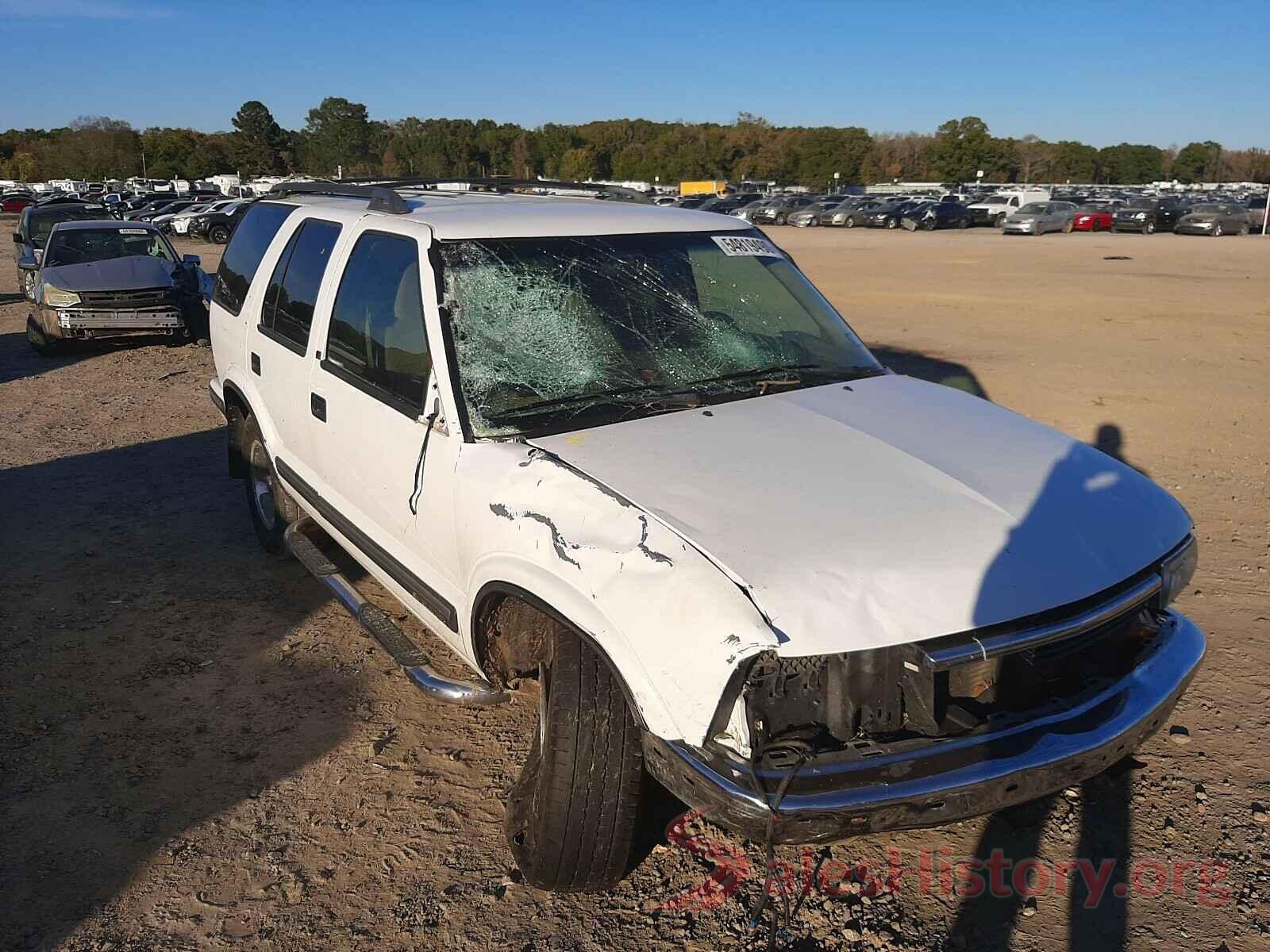 1GNCS13W3W2224445 1998 CHEVROLET BLAZER