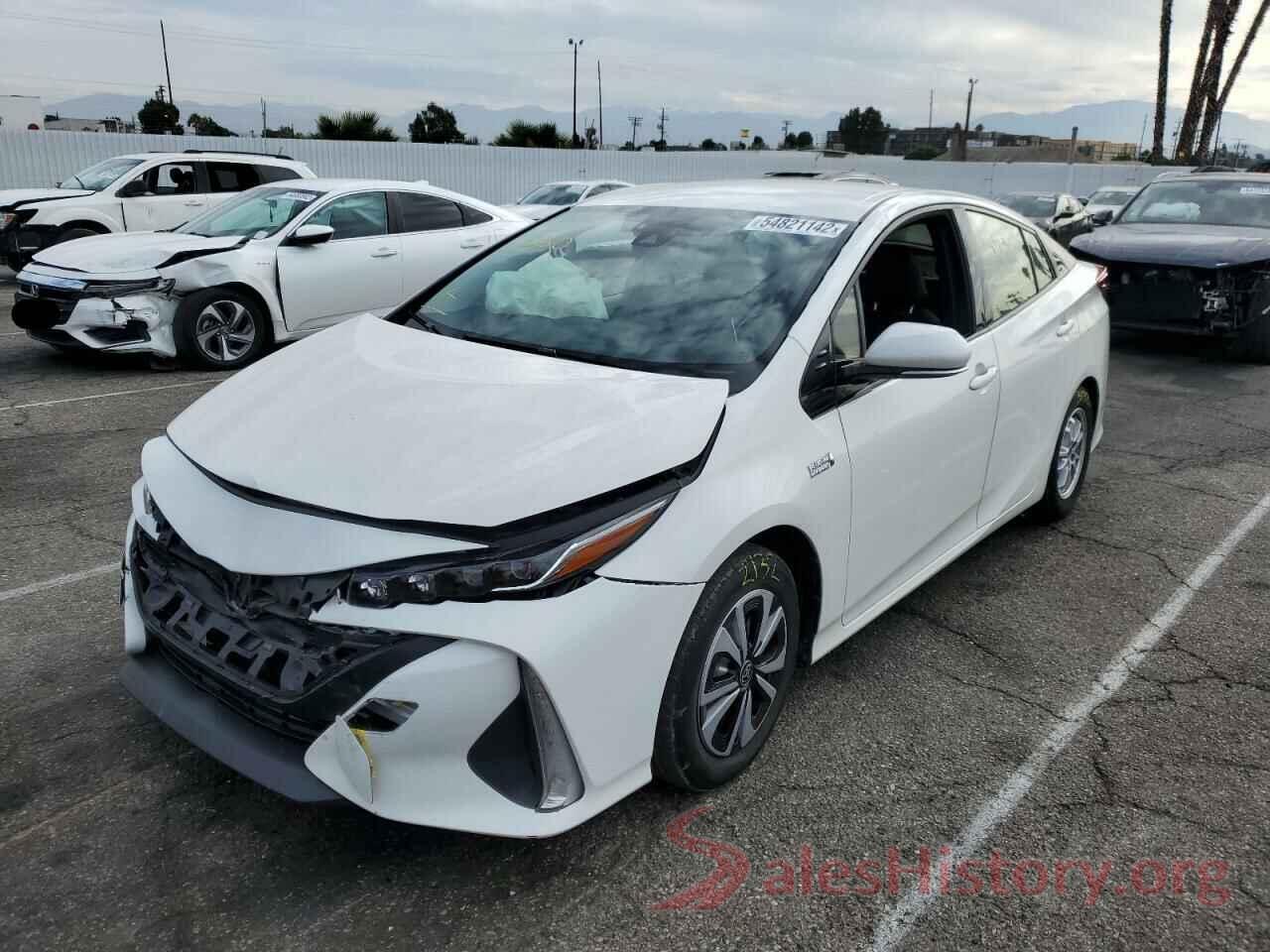 JTDKARFP9H3007425 2017 TOYOTA PRIUS