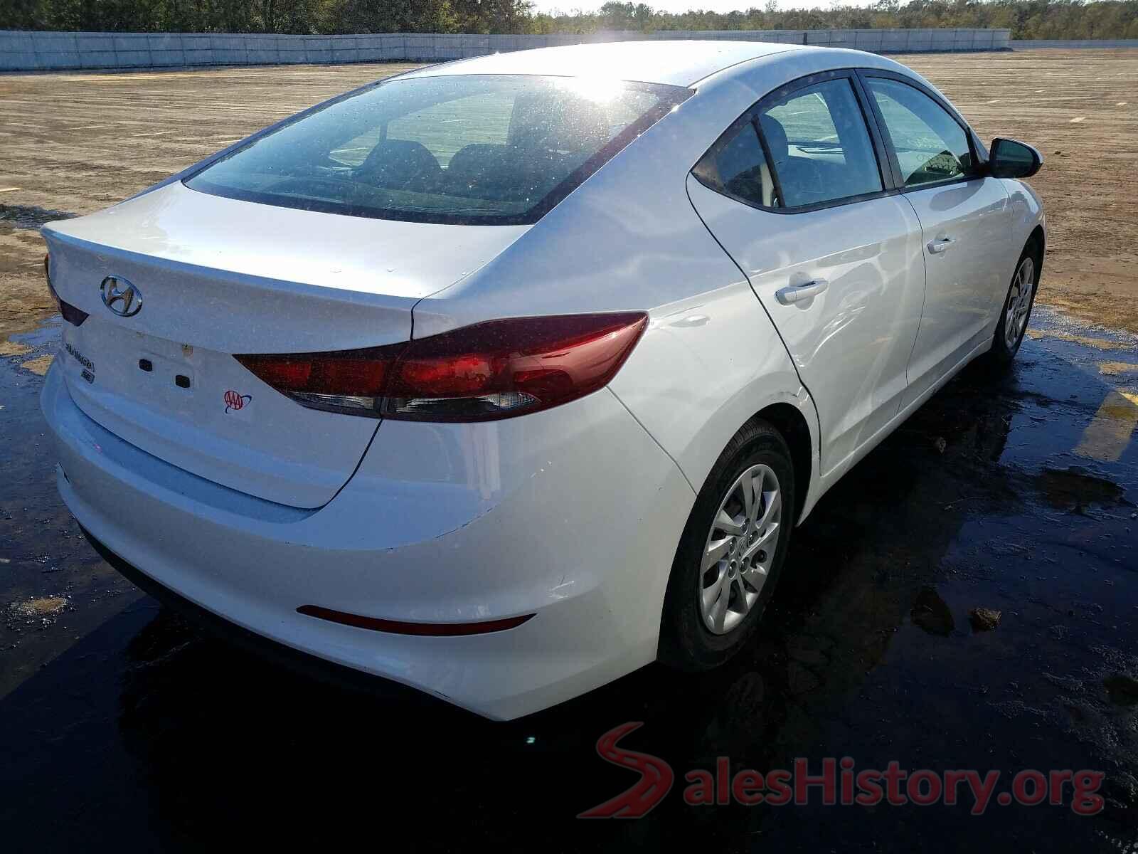 5NPD74LF0JH353556 2018 HYUNDAI ELANTRA