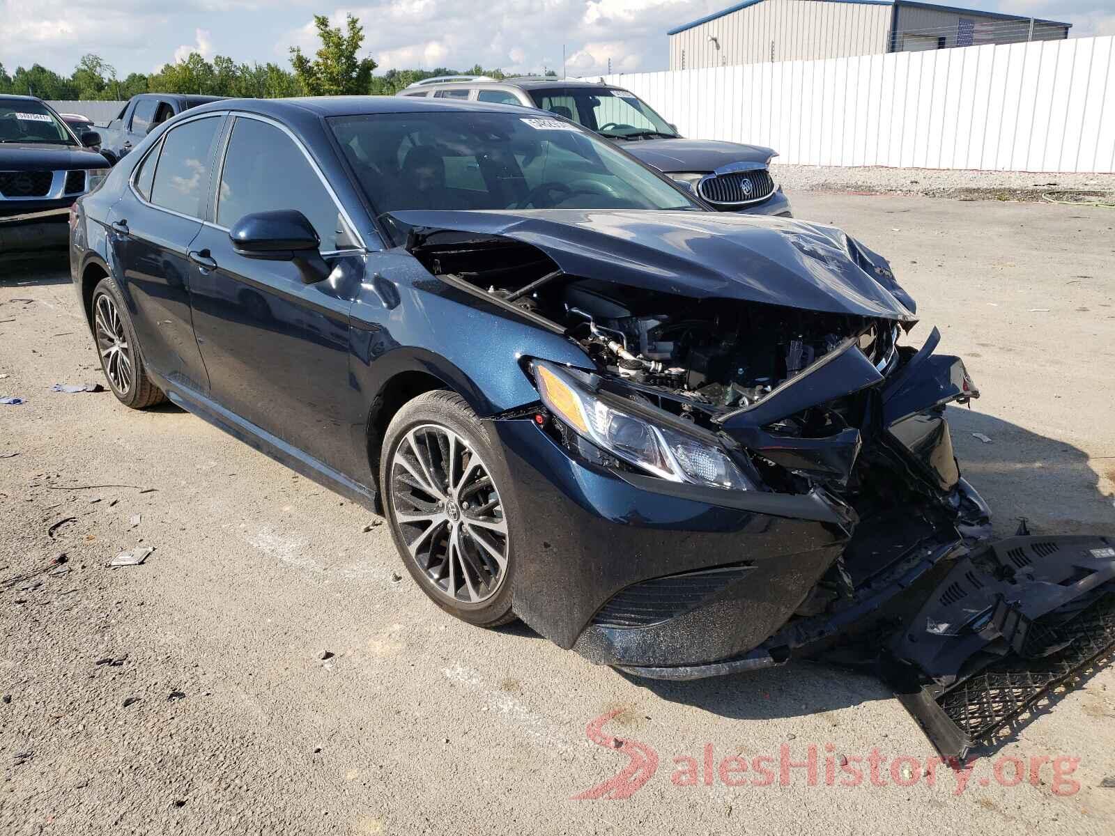 4T1B11HK8KU290562 2019 TOYOTA CAMRY