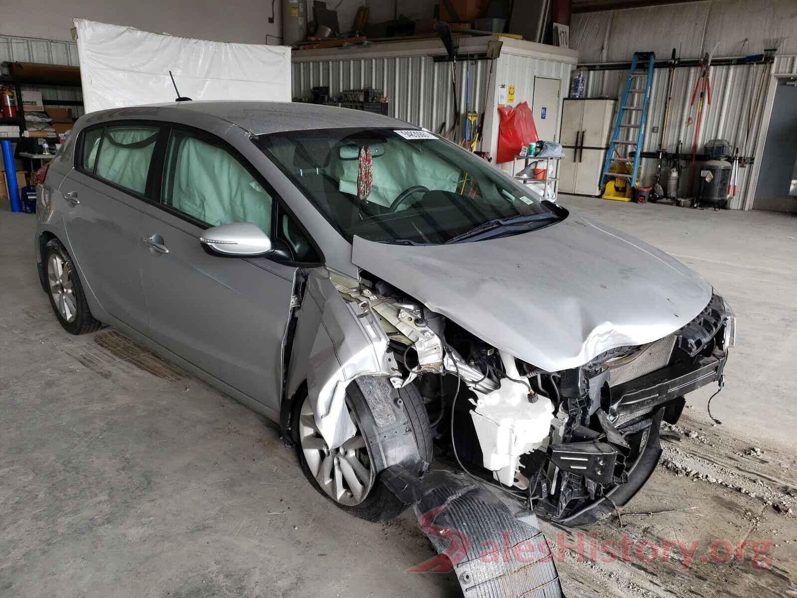 KNAFK5A88H5693417 2017 KIA FORTE