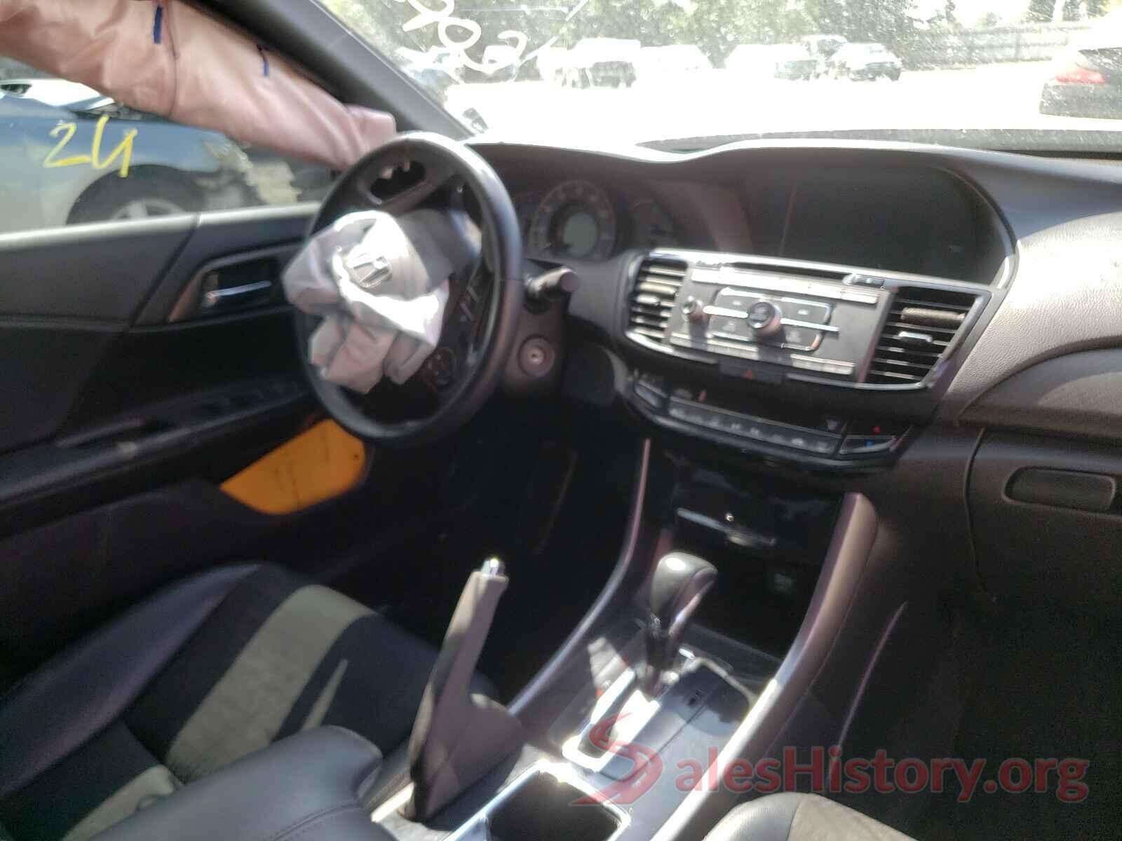 1HGCR2F50HA305717 2017 HONDA ACCORD