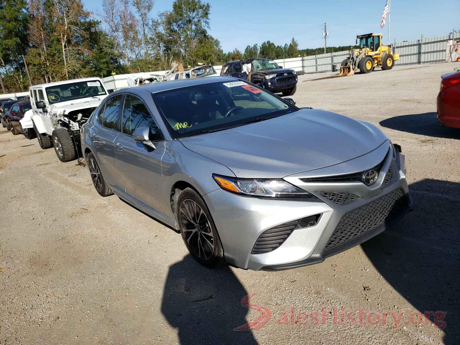 JTNB11HK4J3015176 2018 TOYOTA CAMRY