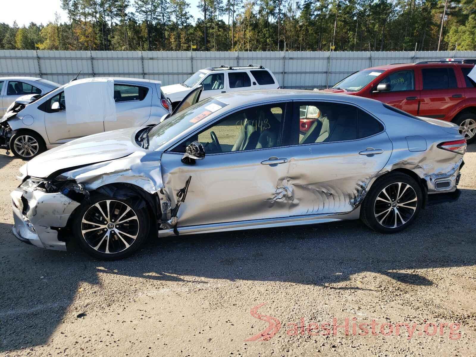 JTNB11HK4J3015176 2018 TOYOTA CAMRY