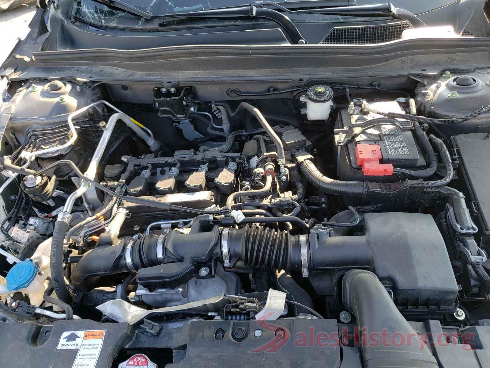 1HGCV1F16KA028596 2019 HONDA ACCORD