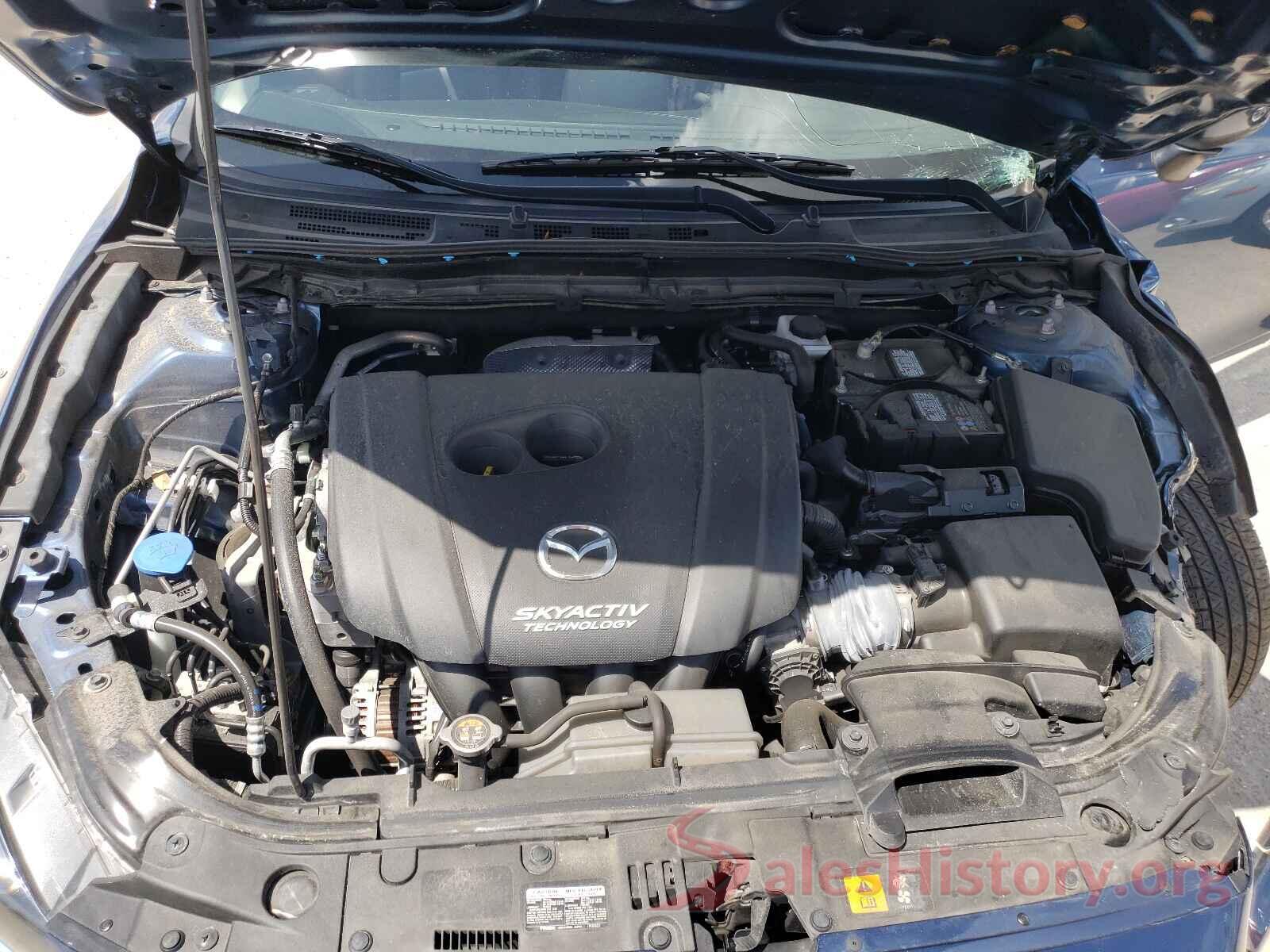 3MZBN1L30JM261971 2018 MAZDA 3