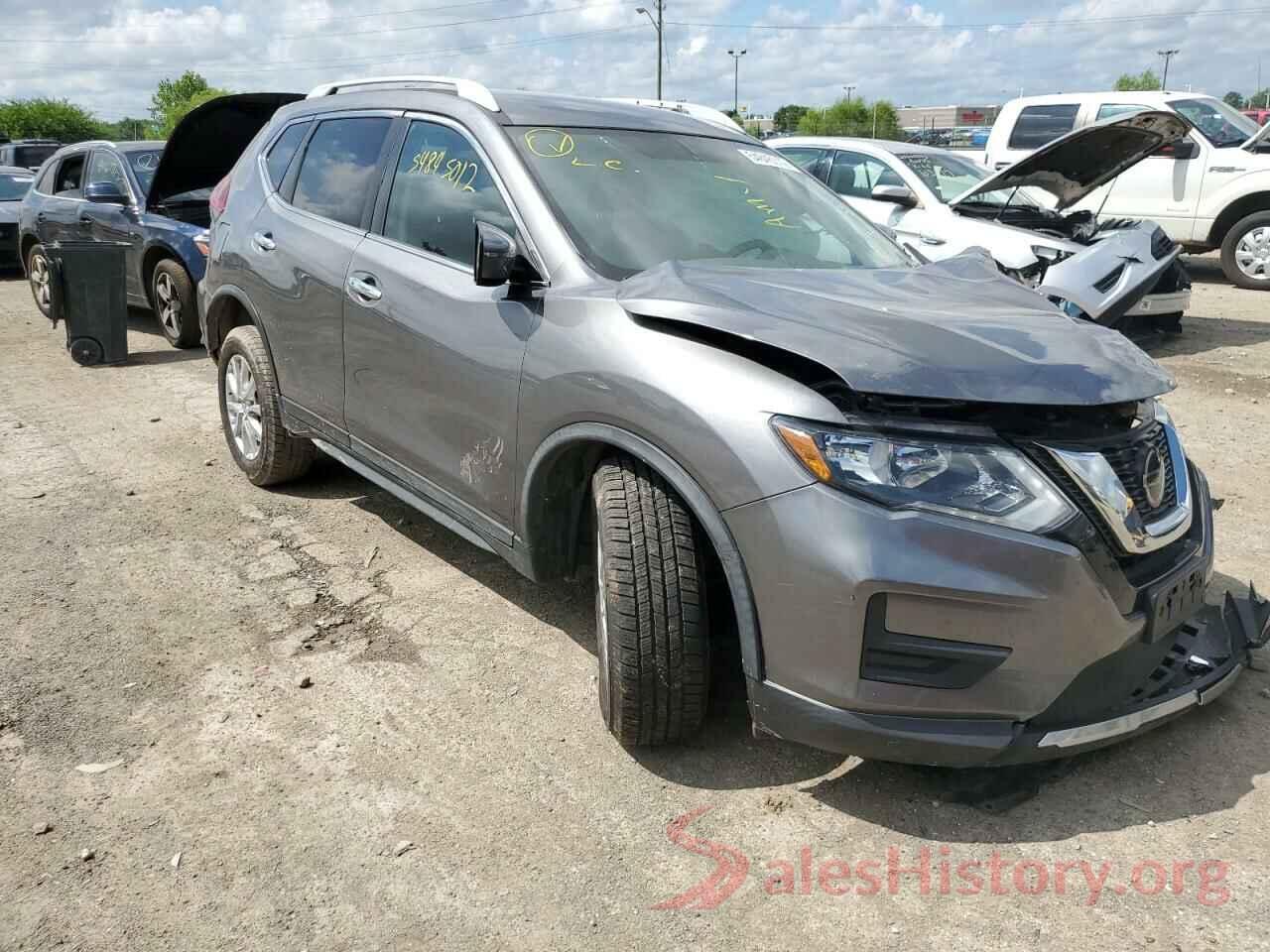 KNMAT2MV0JP561949 2018 NISSAN ROGUE