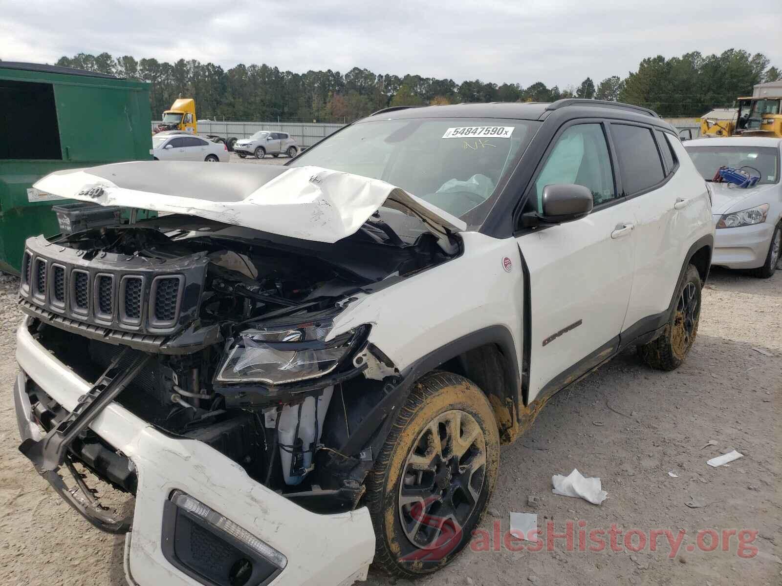 3C4NJDDB9KT671002 2019 JEEP COMPASS