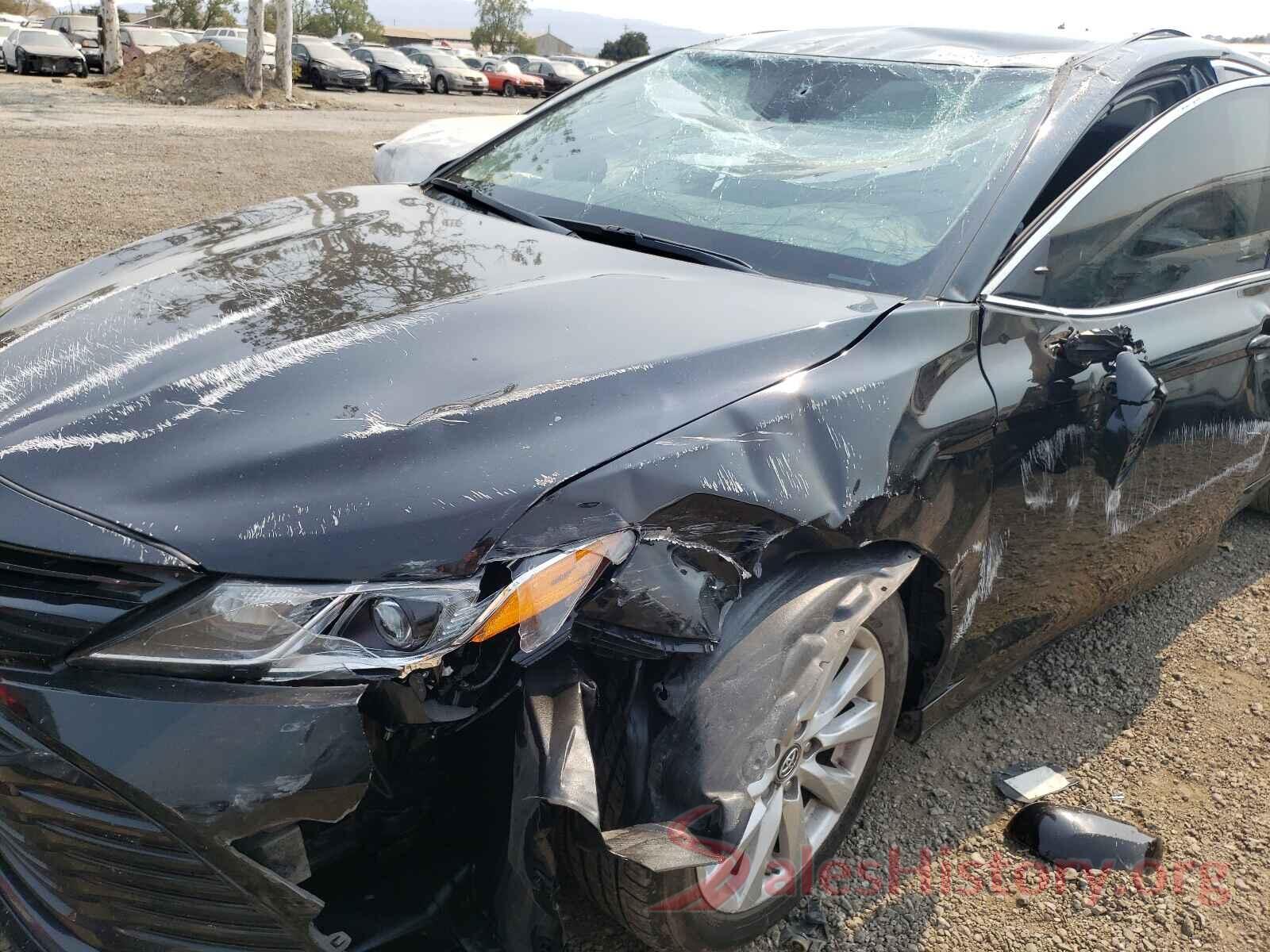 4T1B11HK0KU805084 2019 TOYOTA CAMRY