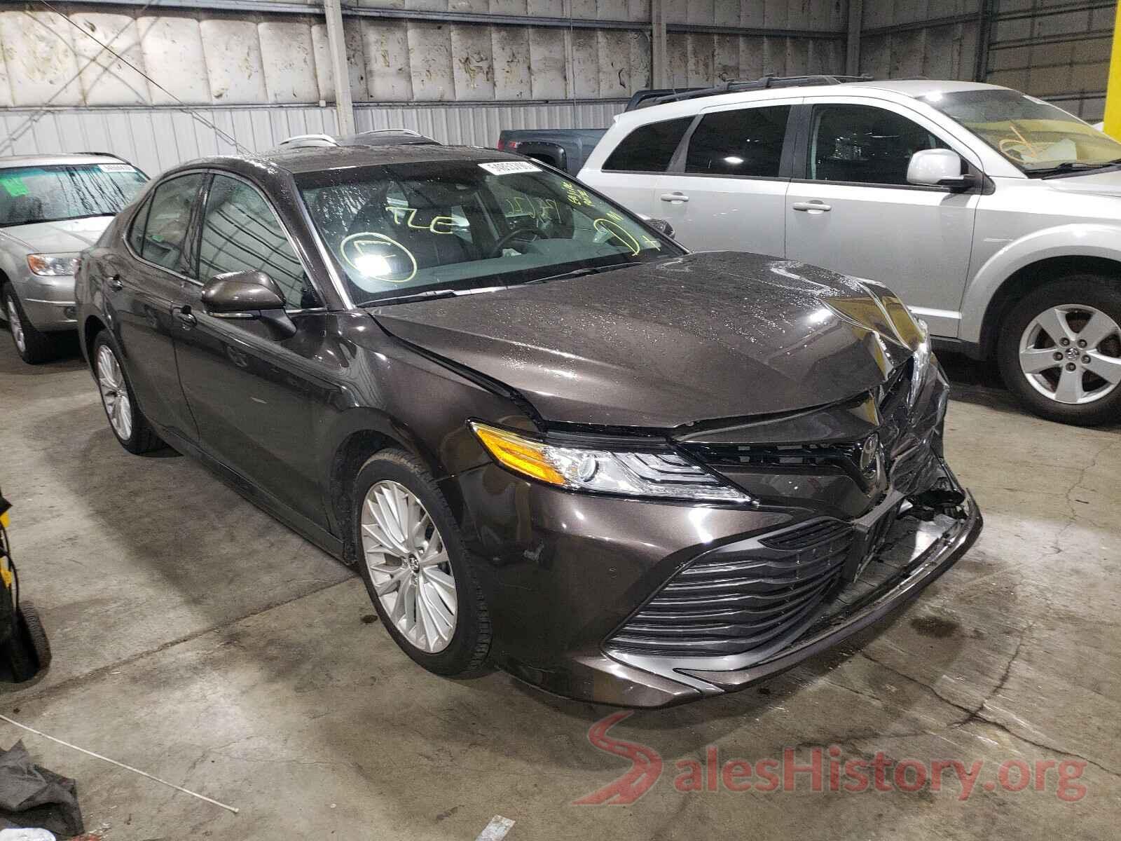 4T1B11HK0JU024774 2018 TOYOTA CAMRY