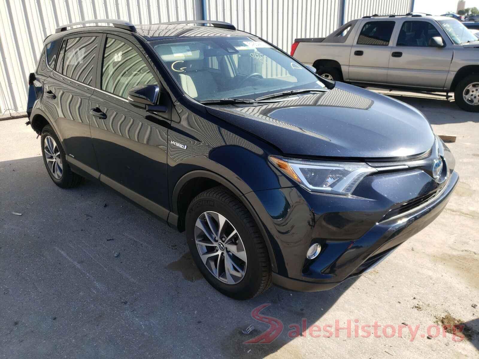 JTMRJREV8JD256278 2018 TOYOTA RAV4