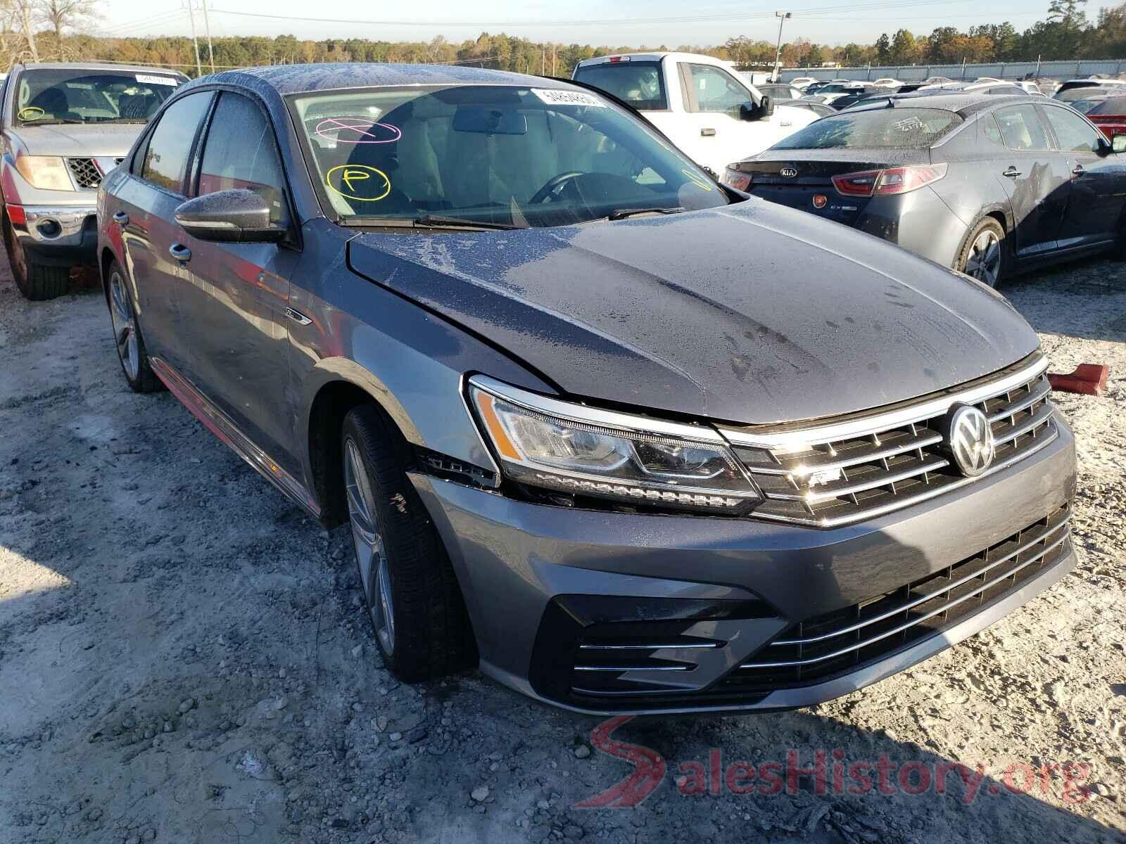 1VWAA7A33JC049211 2018 VOLKSWAGEN PASSAT