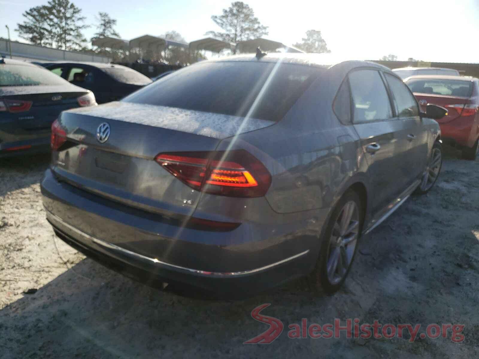 1VWAA7A33JC049211 2018 VOLKSWAGEN PASSAT