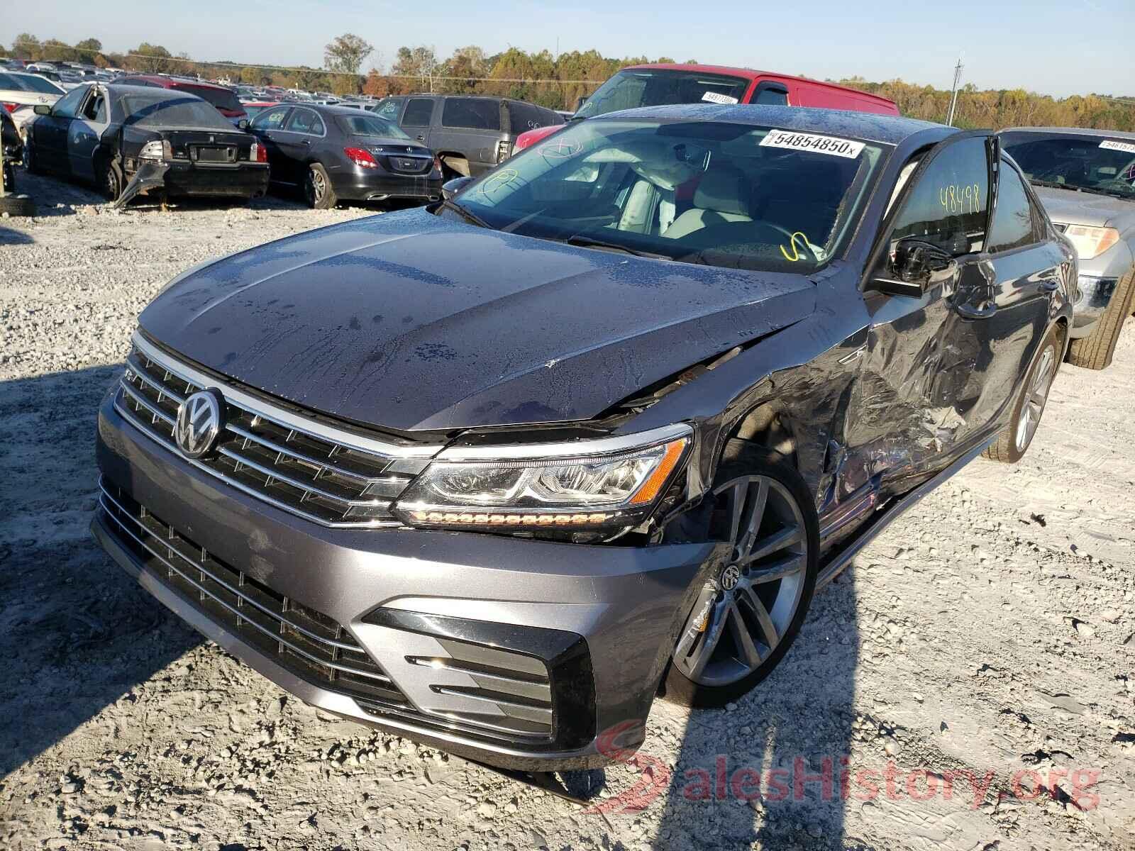 1VWAA7A33JC049211 2018 VOLKSWAGEN PASSAT