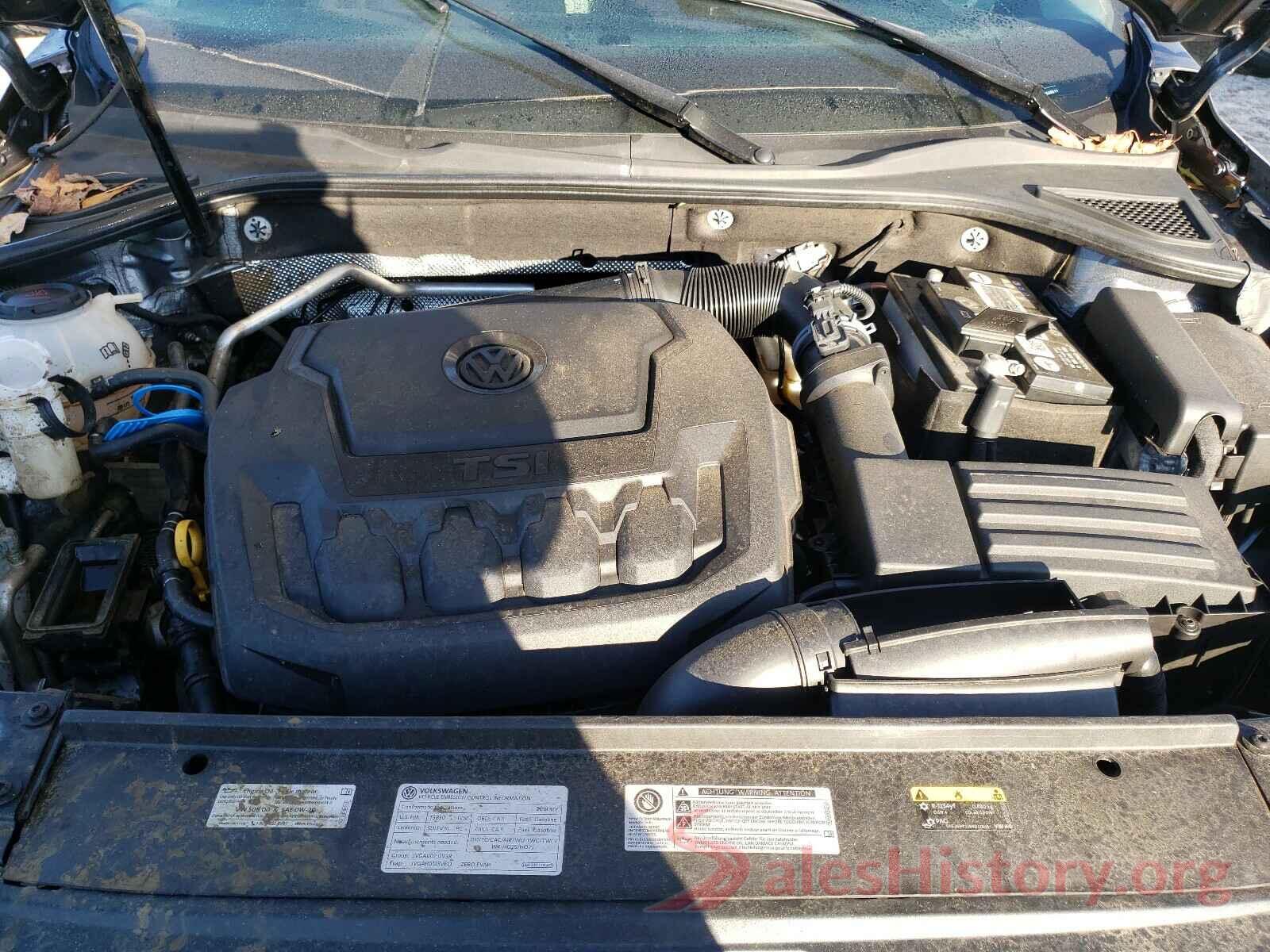 1VWAA7A33JC049211 2018 VOLKSWAGEN PASSAT