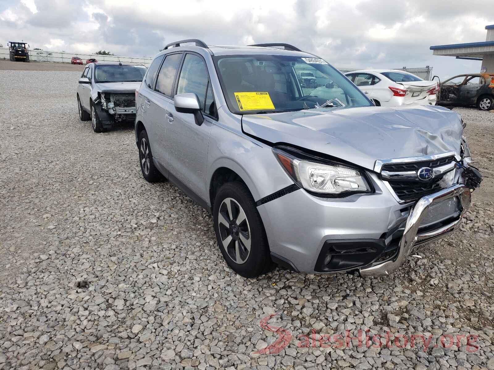 JF2SJAGC4JH465803 2018 SUBARU FORESTER