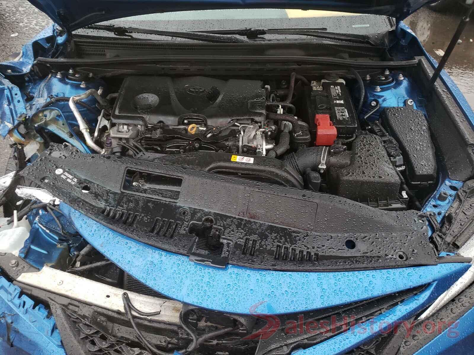 4T1B11HK7JU030412 2018 TOYOTA CAMRY