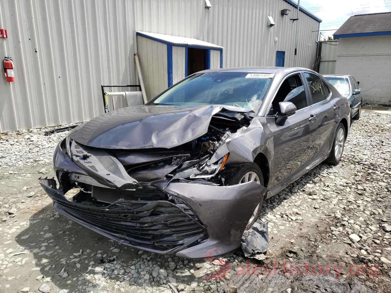 4T1B11HK0JU144154 2018 TOYOTA CAMRY