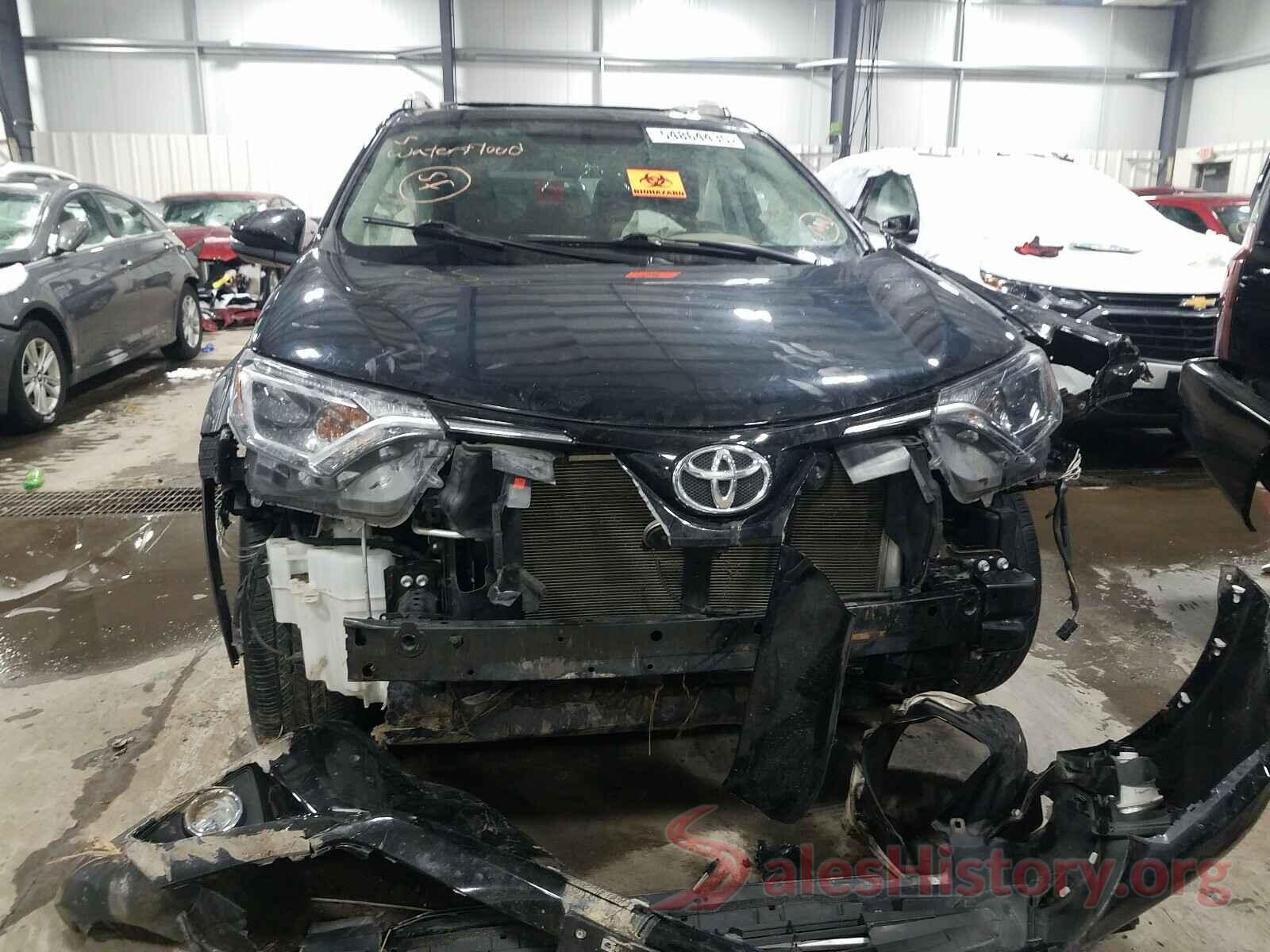 2T3RFREV5GW496692 2016 TOYOTA RAV4