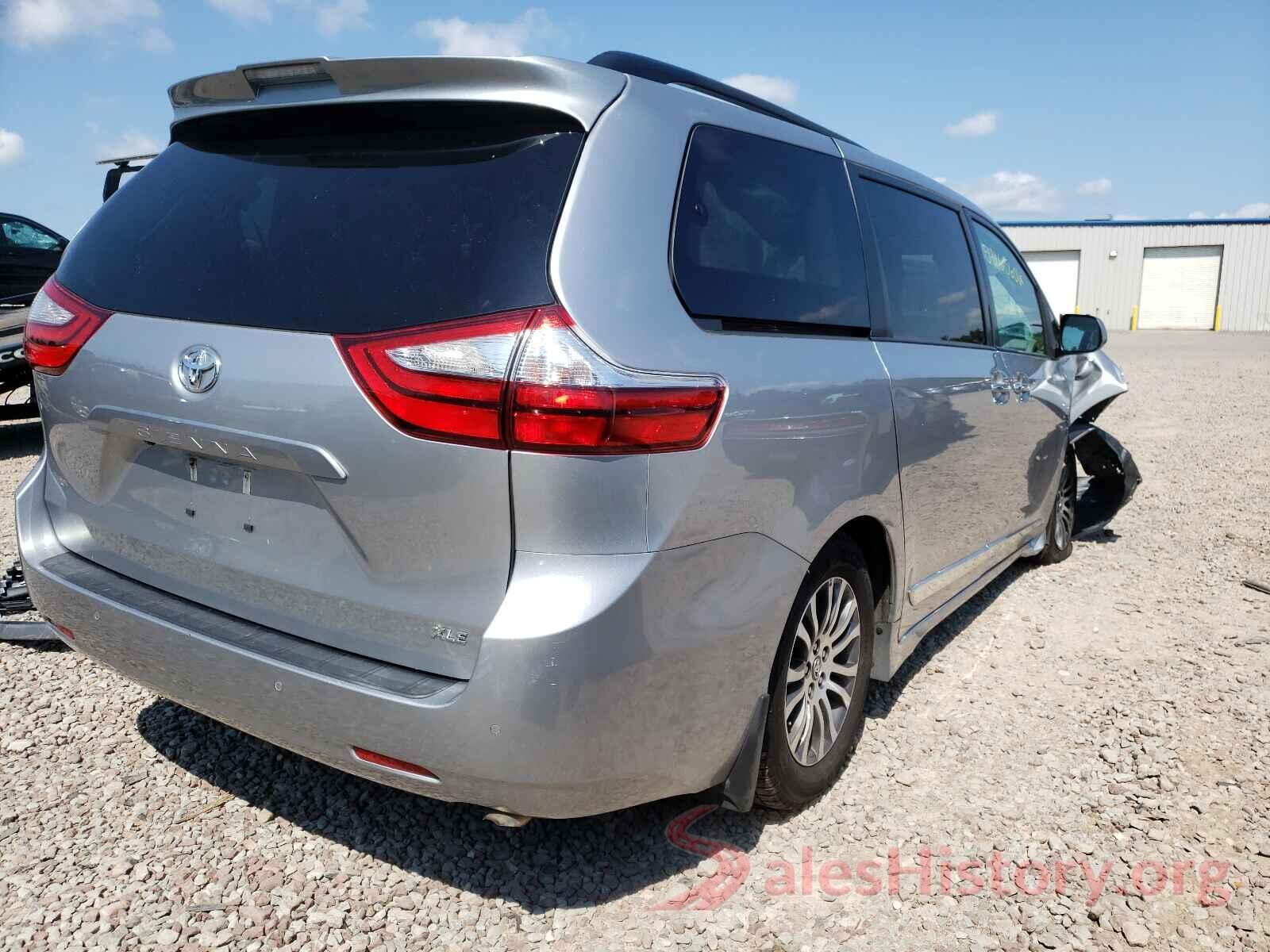 5TDYZ3DC2JS958747 2018 TOYOTA SIENNA