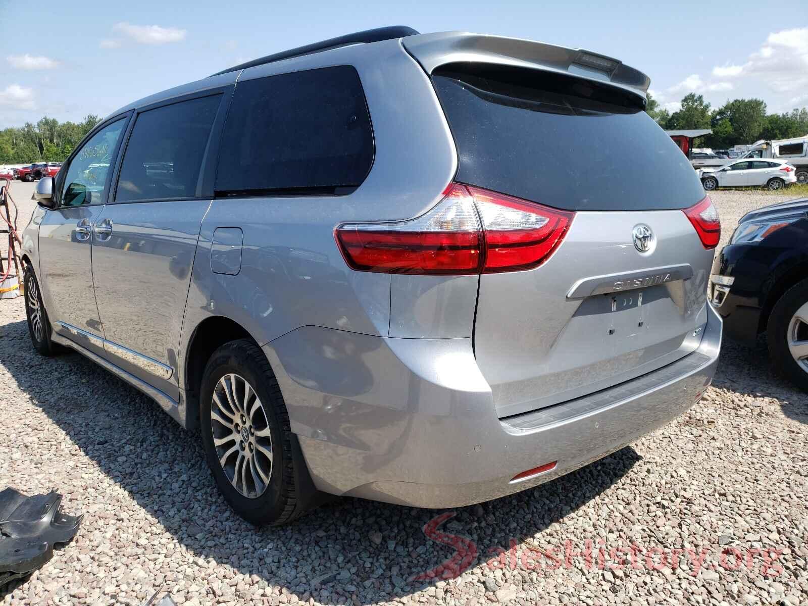 5TDYZ3DC2JS958747 2018 TOYOTA SIENNA