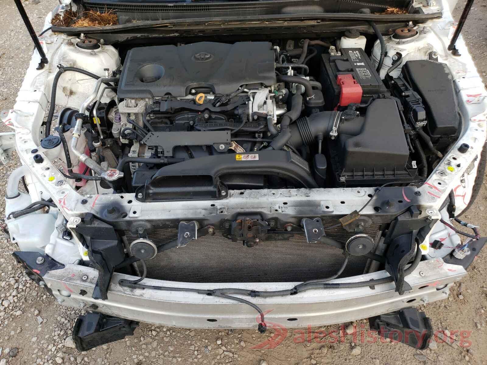 4T1B11HK7JU556085 2018 TOYOTA CAMRY