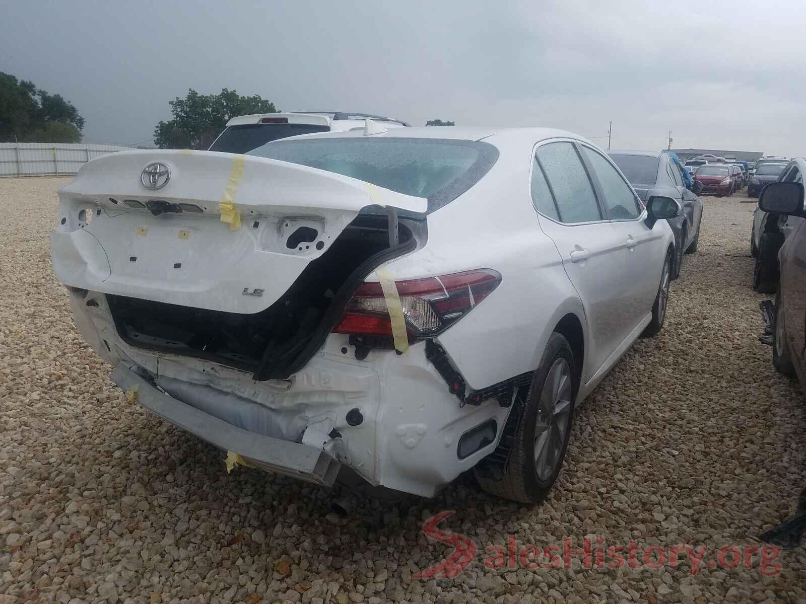 4T1C11AK9MU581685 2021 TOYOTA CAMRY