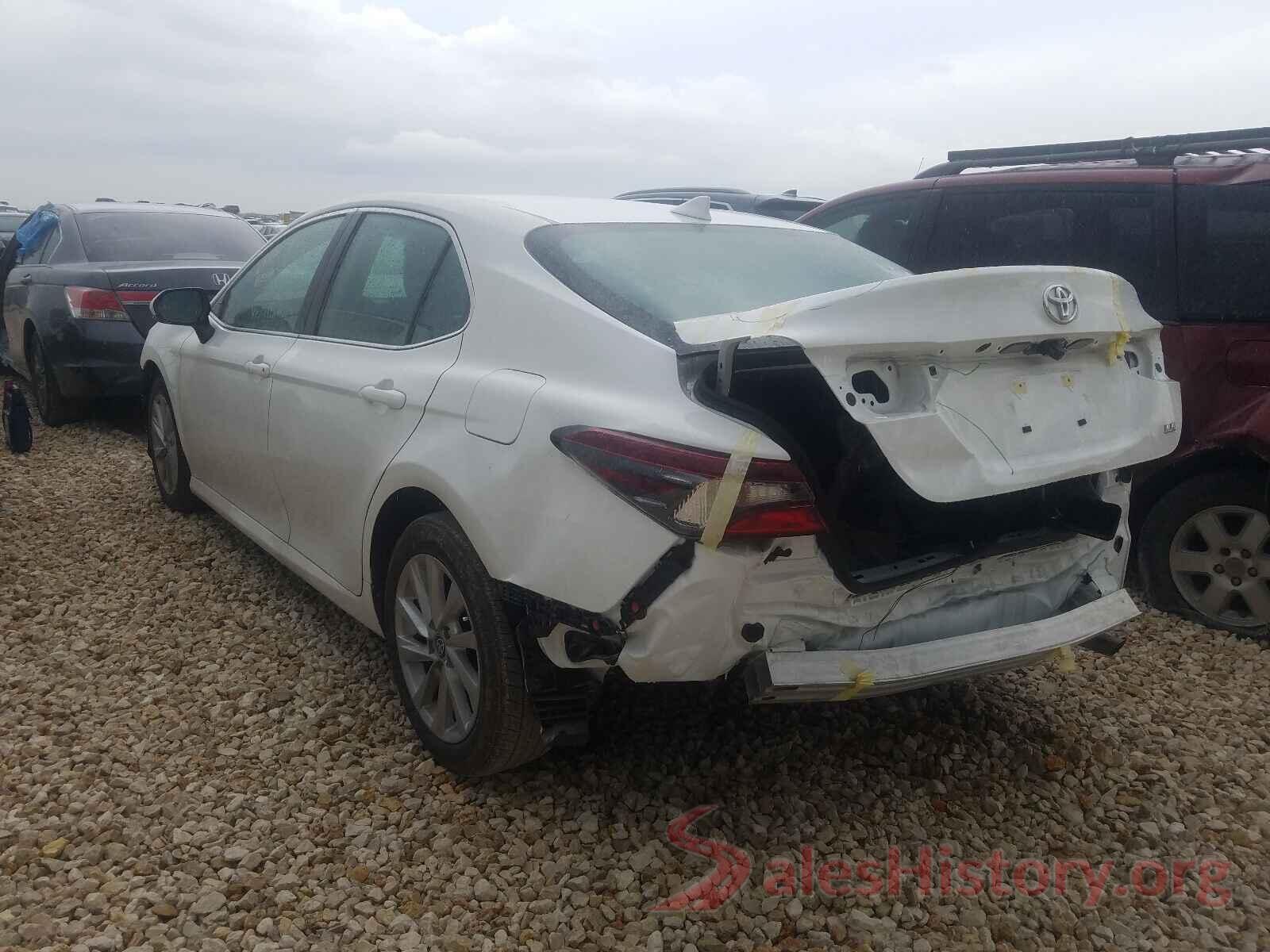 4T1C11AK9MU581685 2021 TOYOTA CAMRY