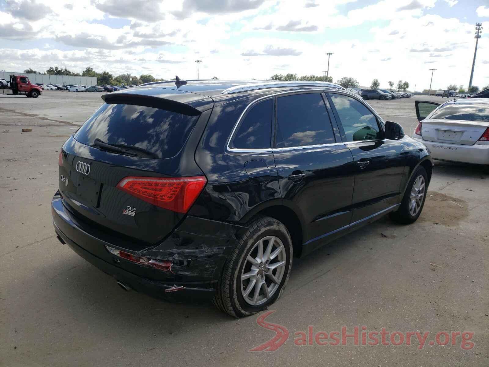 WA1LKAFP0AA038898 2010 AUDI Q5