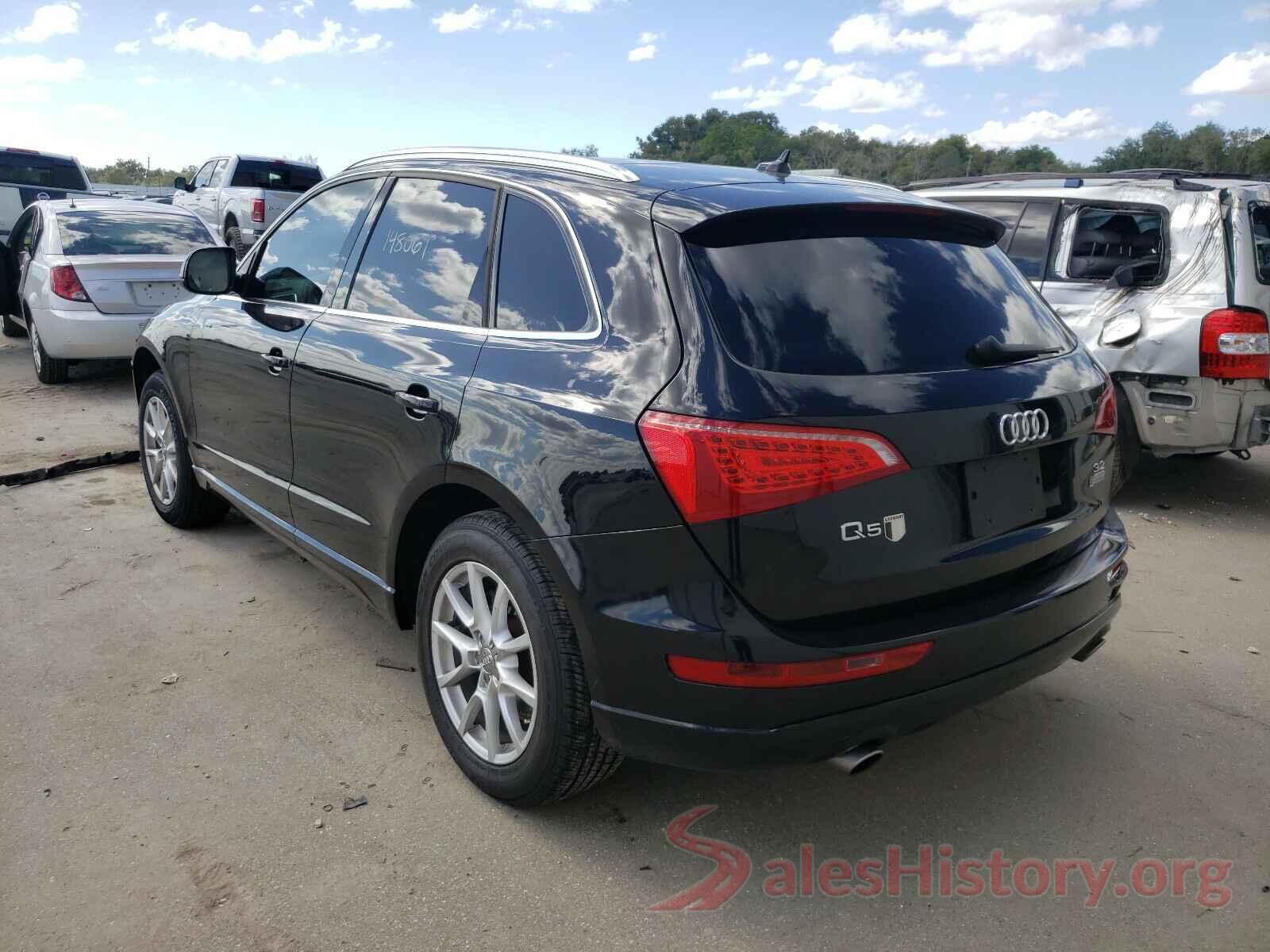 WA1LKAFP0AA038898 2010 AUDI Q5