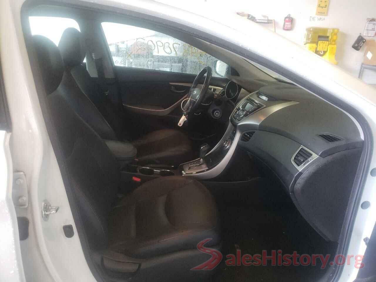 5NPDH4AE8DH443789 2013 HYUNDAI ELANTRA