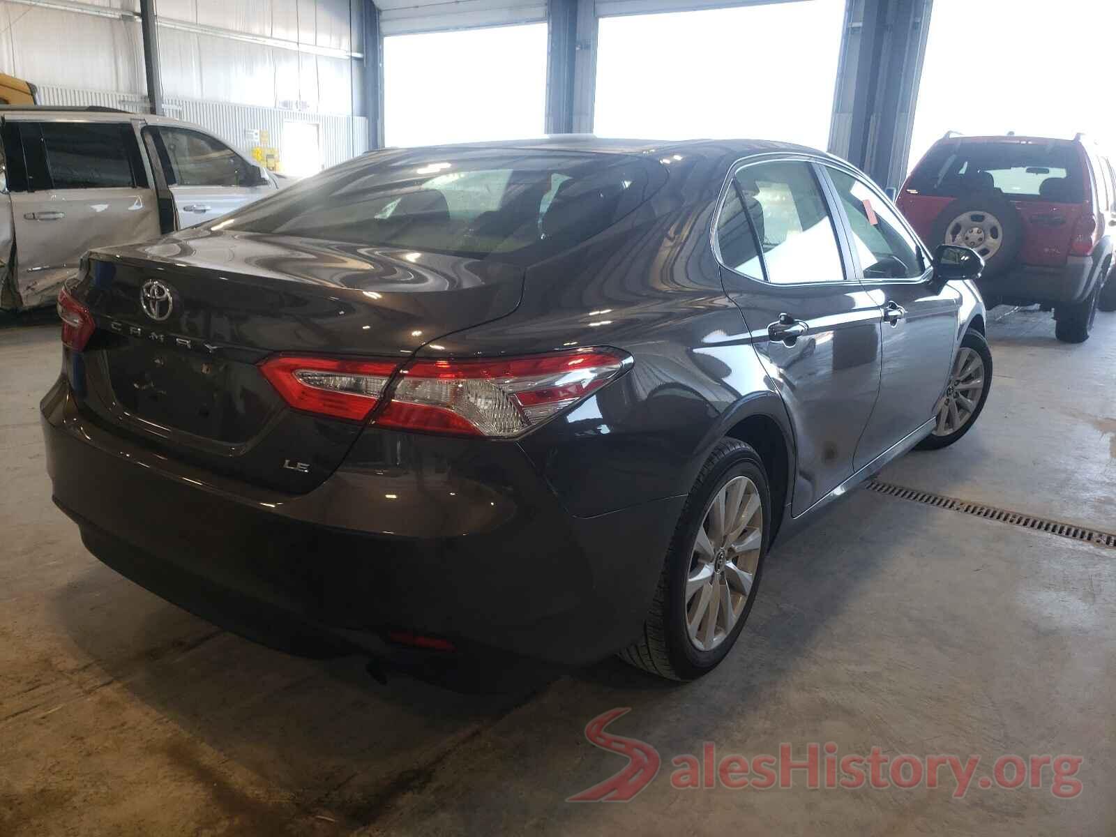 JTNB11HK9J3032779 2018 TOYOTA CAMRY