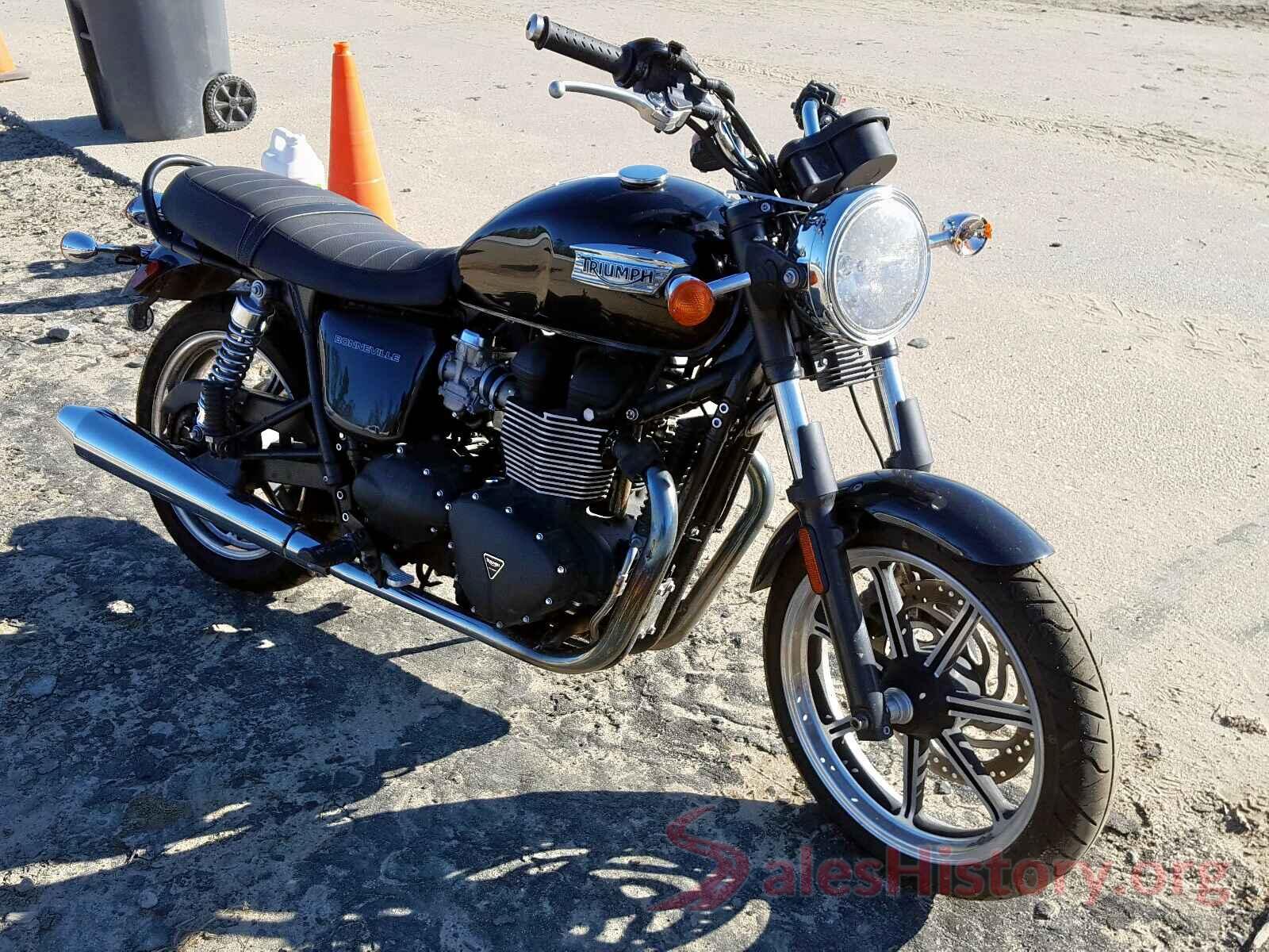 SMT900K10FT672209 2015 TRIUMPH MOTORCYCLE BONNEVILLE