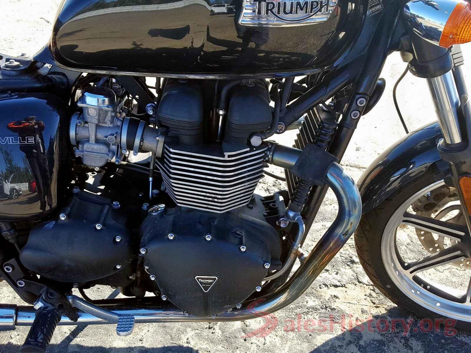 SMT900K10FT672209 2015 TRIUMPH MOTORCYCLE BONNEVILLE