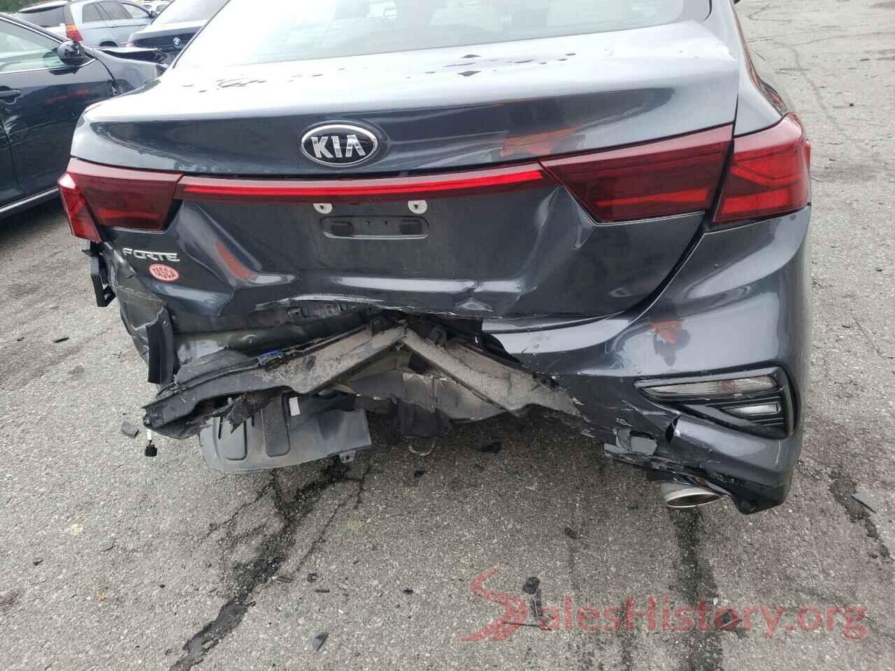 3KPF24AD6KE105942 2019 KIA FORTE