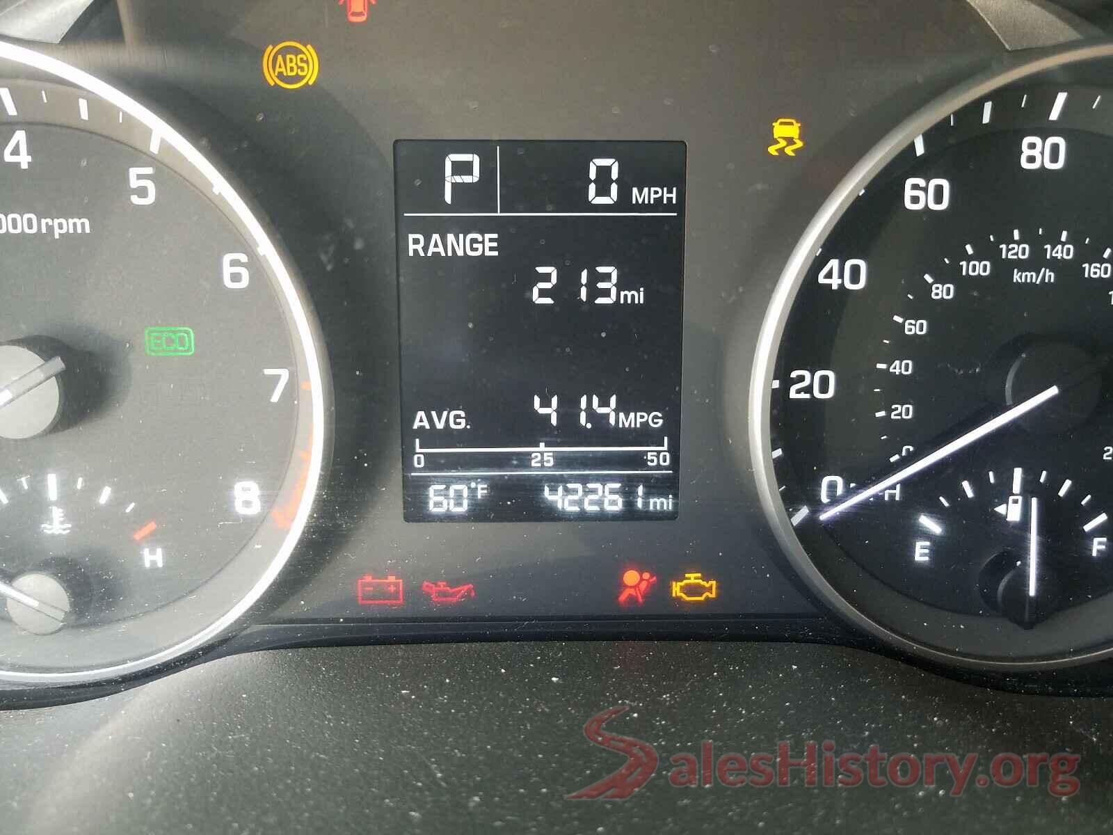 5NPD74LF6HH185688 2017 HYUNDAI ELANTRA