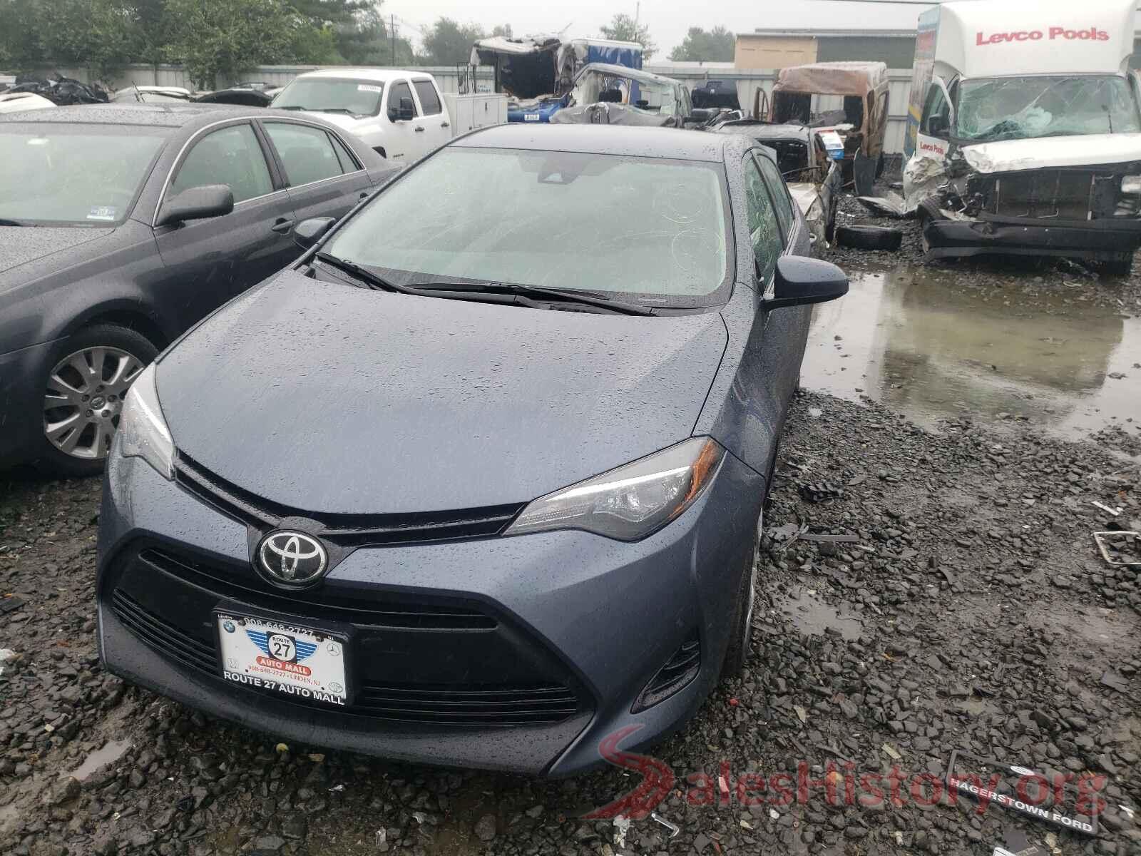 2T1BURHE3JC122358 2018 TOYOTA COROLLA