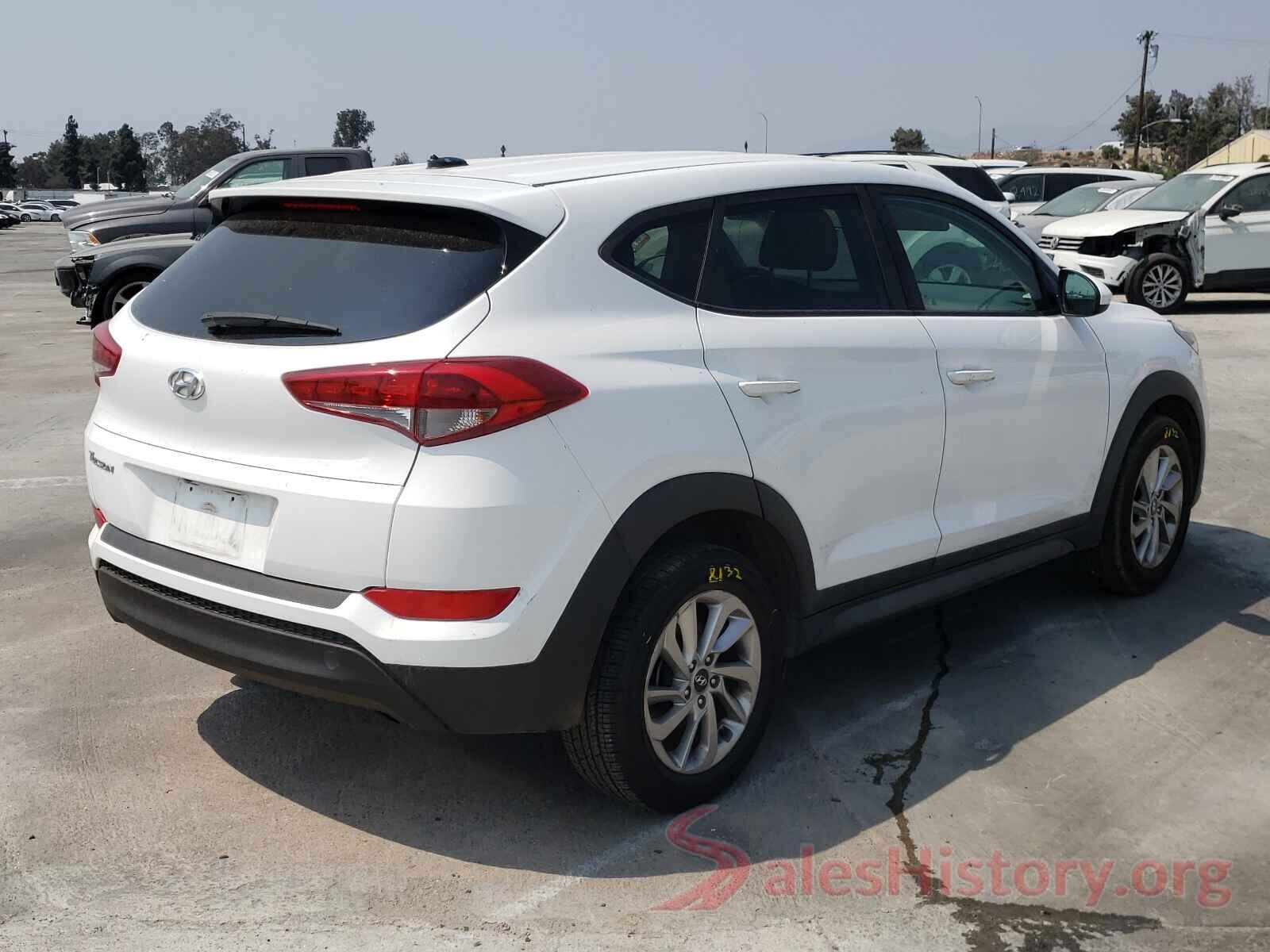 KM8J23A48HU263693 2017 HYUNDAI TUCSON