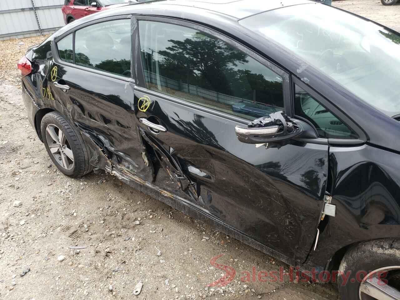 3KPFL4A72JE262809 2018 KIA FORTE