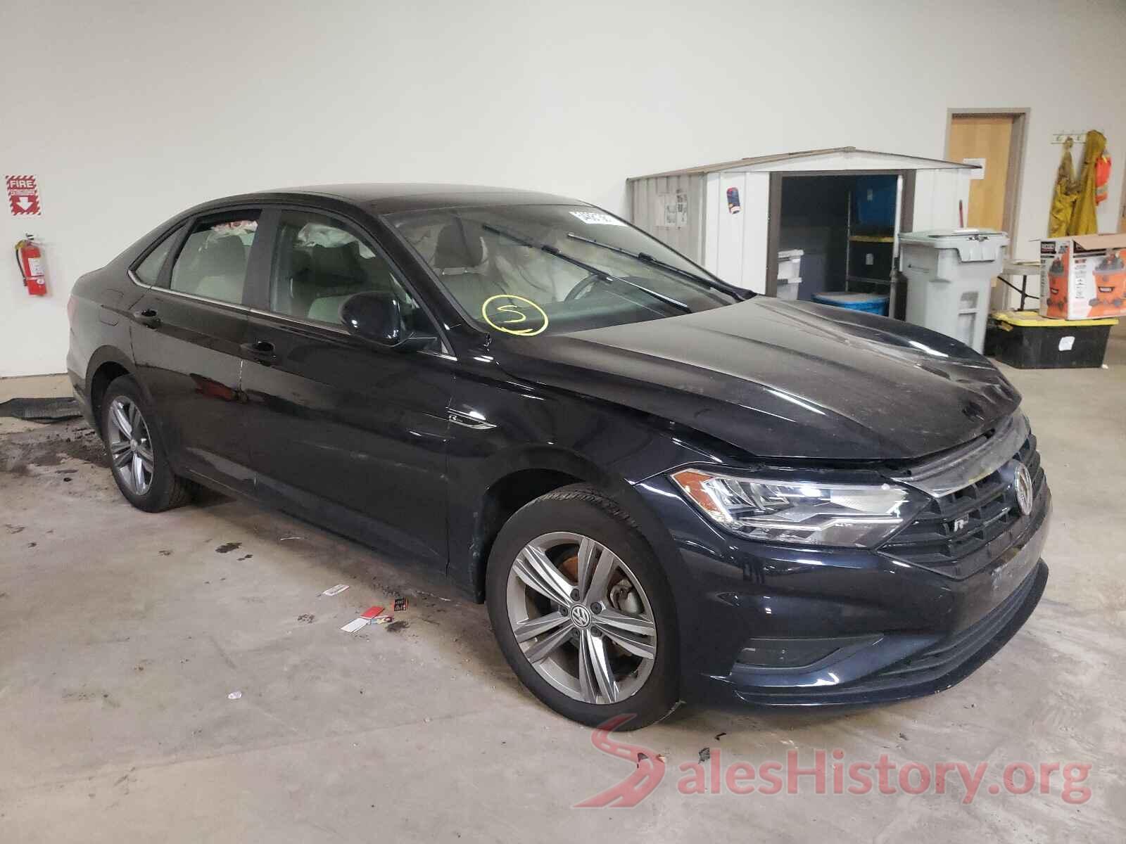 3VWCB7BU2KM246917 2019 VOLKSWAGEN JETTA