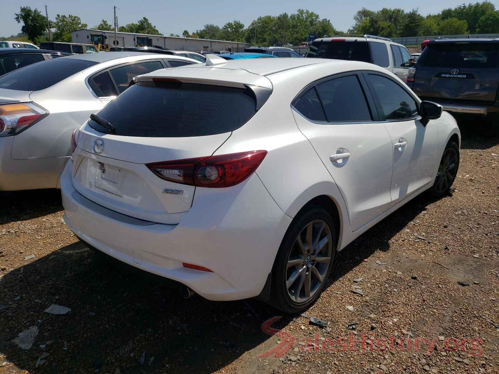 3MZBN1L38JM268148 2018 MAZDA 3