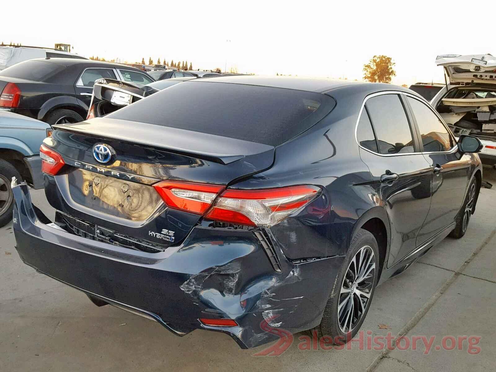 4T1B21HK9JU506429 2018 TOYOTA CAMRY